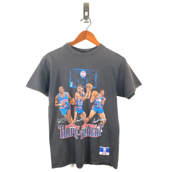 vintage detroit pistons shirt